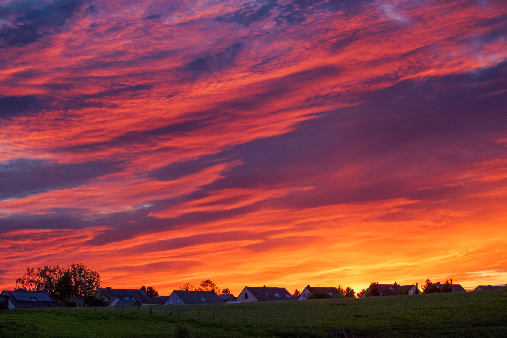 Le ciel brûle sur Ethe